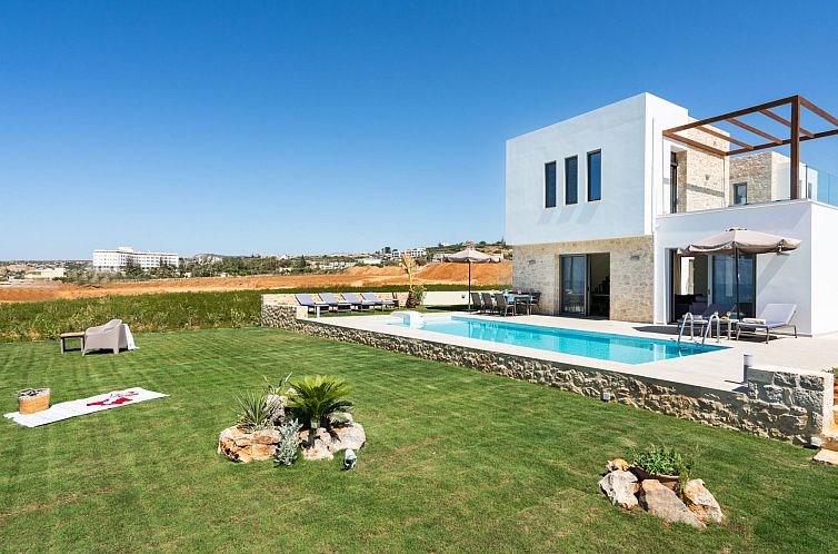 Vakantiehuis Villa am Strand mit Pool, Kinderbereich und BBQ