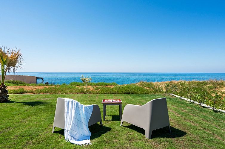 Vakantiehuis Villa am Strand mit Pool, Kinderbereich und BBQ