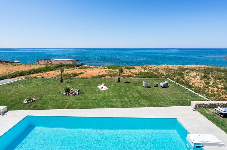 Vakantiehuis Villa am Strand mit Pool, Kinderbereich und BBQ