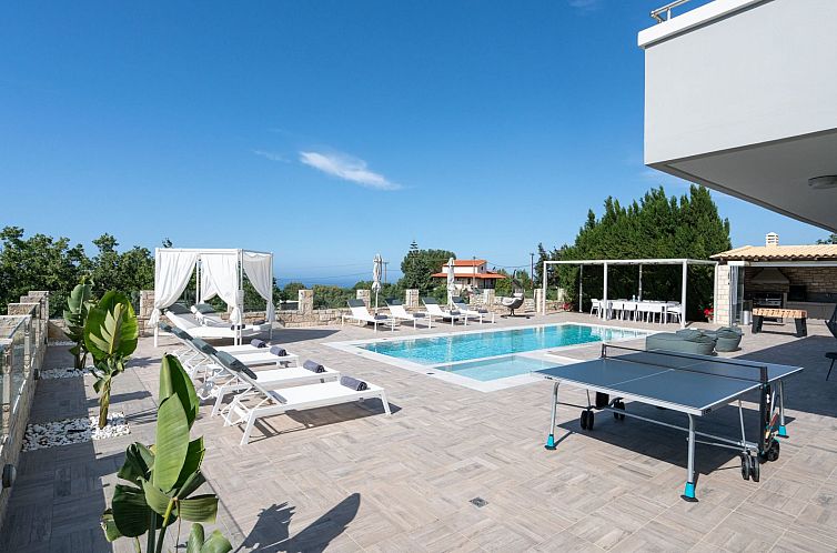 Vakantiehuis Ferienvilla "Oak Luxury" mit eigenem Pool