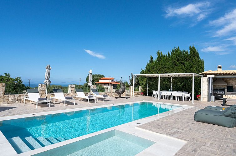Vakantiehuis Ferienvilla "Oak Luxury" mit eigenem Pool