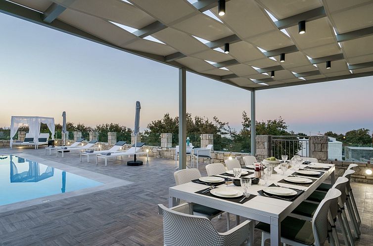 Vakantiehuis Ferienvilla "Oak Luxury" mit eigenem Pool
