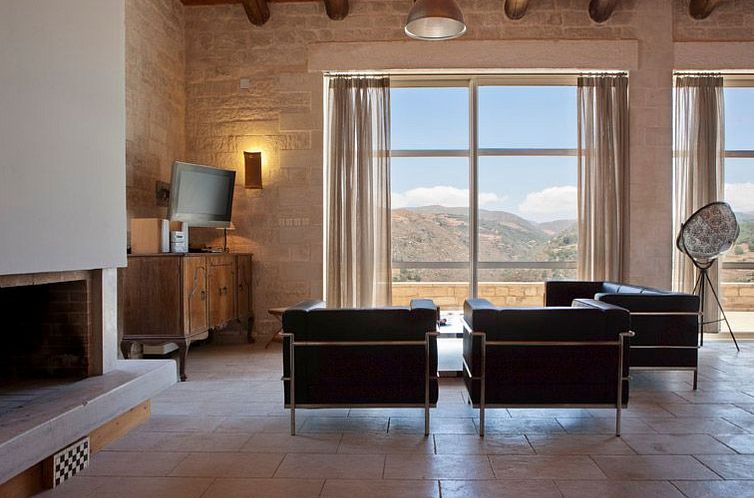 Vakantiehuis Villa aus Stein mit privatem Pool und BBQ-Berei