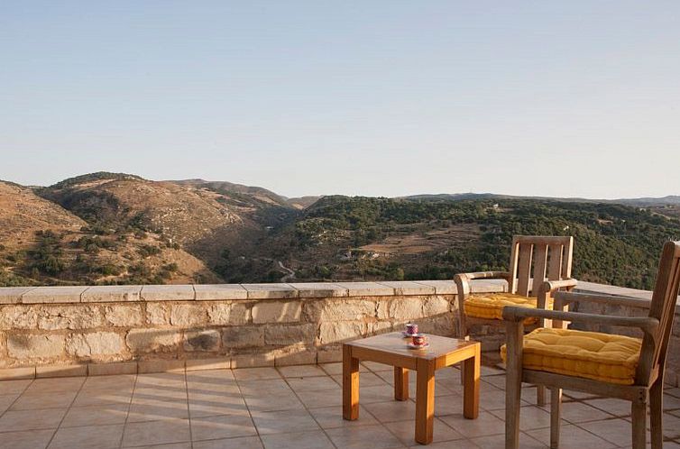 Vakantiehuis Villa aus Stein mit privatem Pool und BBQ-Berei