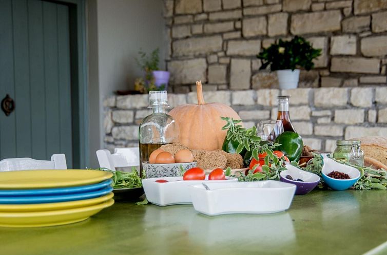 Vakantiehuis Familienvilla mit Panoramapool und Panoramablic