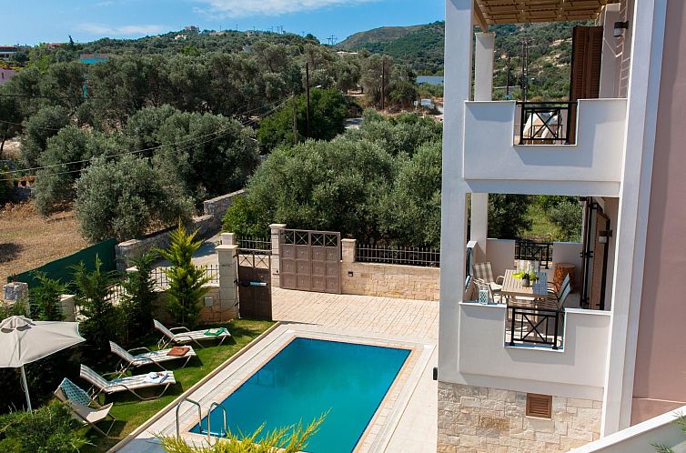 Vakantiehuis Haus in Adele mit Pool, Terrasse und Barbecue