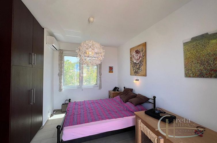 Vrijstaande woning in Listaros