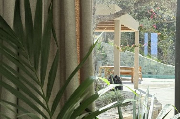 Vrijstaande woning in Listaros
