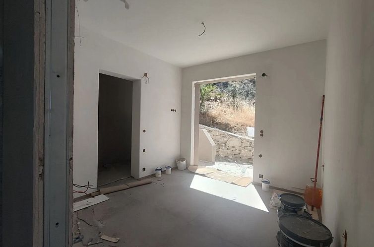 Vrijstaande woning in Listaros