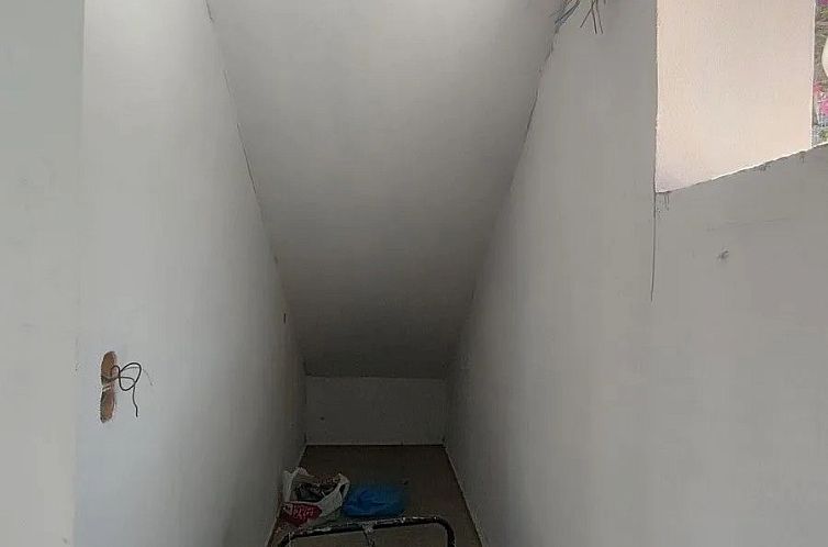 Vrijstaande woning in Listaros
