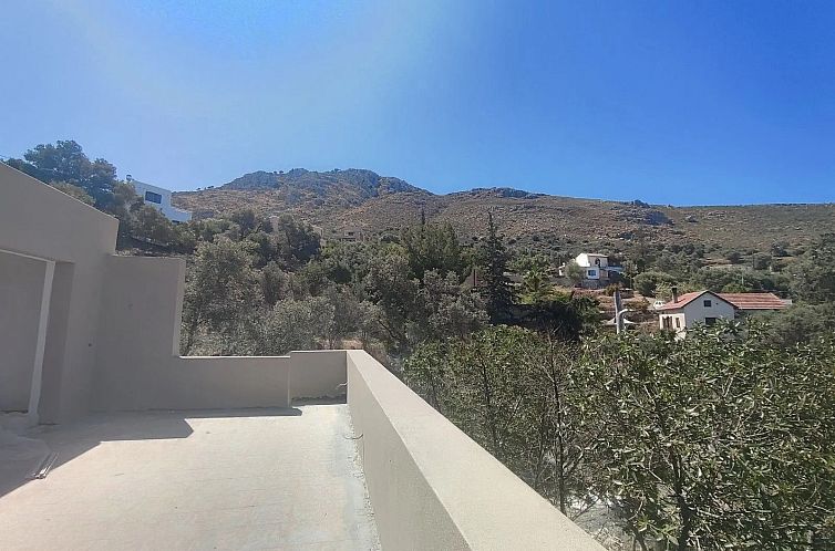 Vrijstaande woning in Listaros