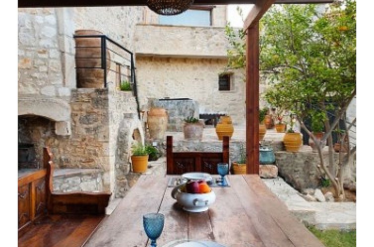 Vrijstaande woning in Rethimno