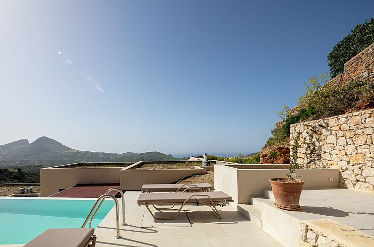 Vrijstaande woning in Rethimno