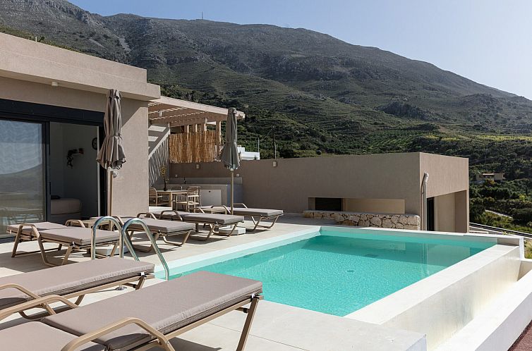 Vrijstaande woning in Rethimno