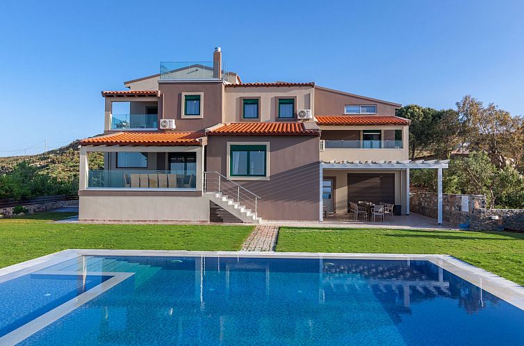 Vakantiehuis Ferienvilla mit privatem Pool