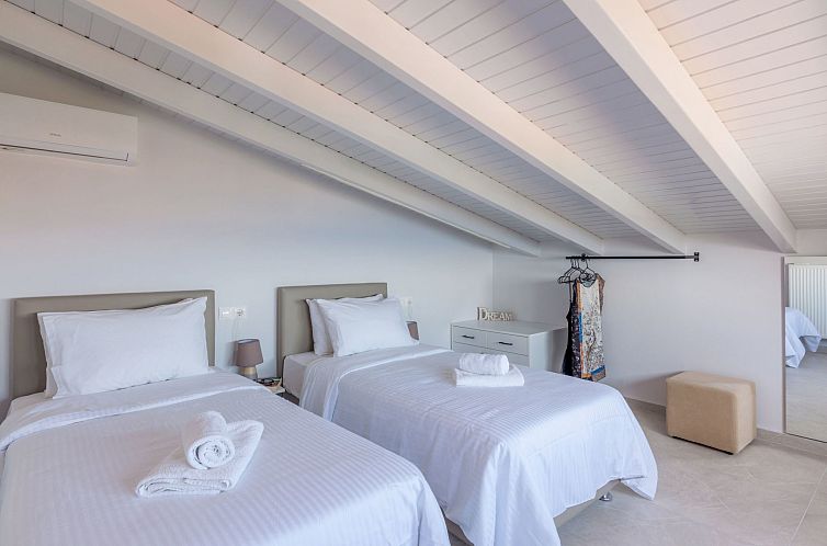 Vakantiehuis Ferienvilla mit privatem Pool