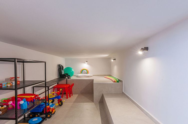 Vakantiehuis Ferienvilla mit privatem Pool