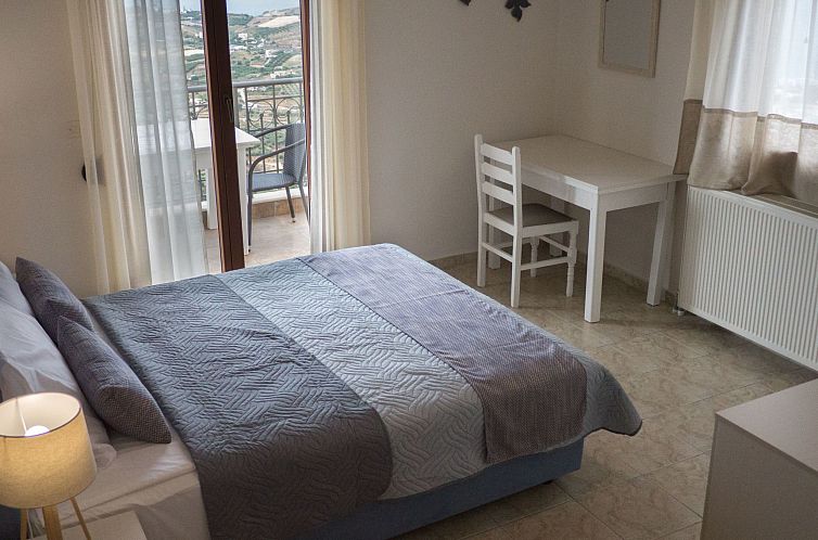 Appartement für 8 Personen in Agia Pelagia, Kreta