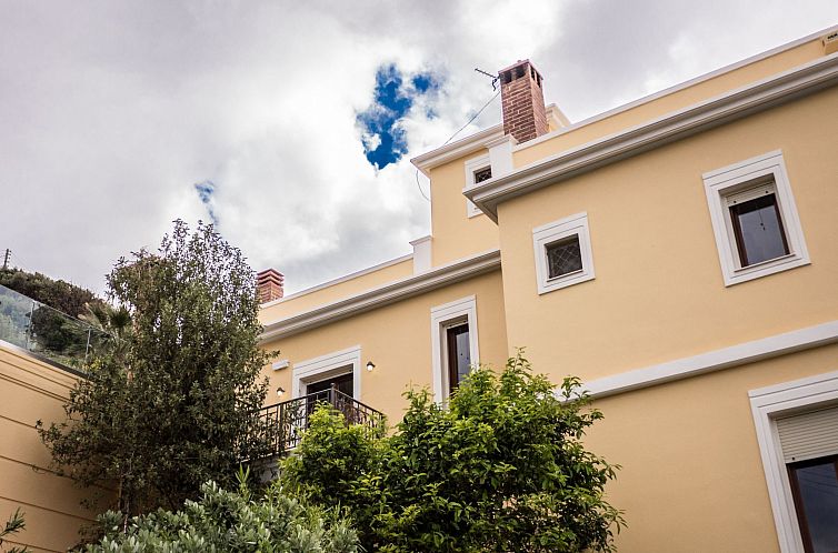 Appartement für 8 Personen in Agia Pelagia, Kreta