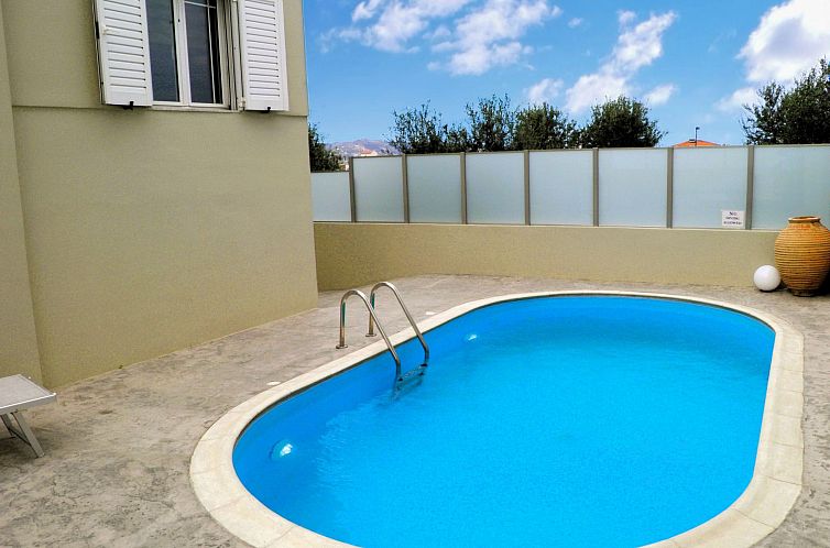 Vakantiehuis Haus in Agii Theodori mit privatem Pool und Pan