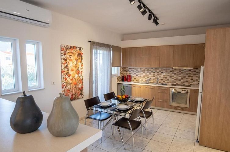Vakantiehuis Haus in Agii Theodori mit privatem Pool und Pan