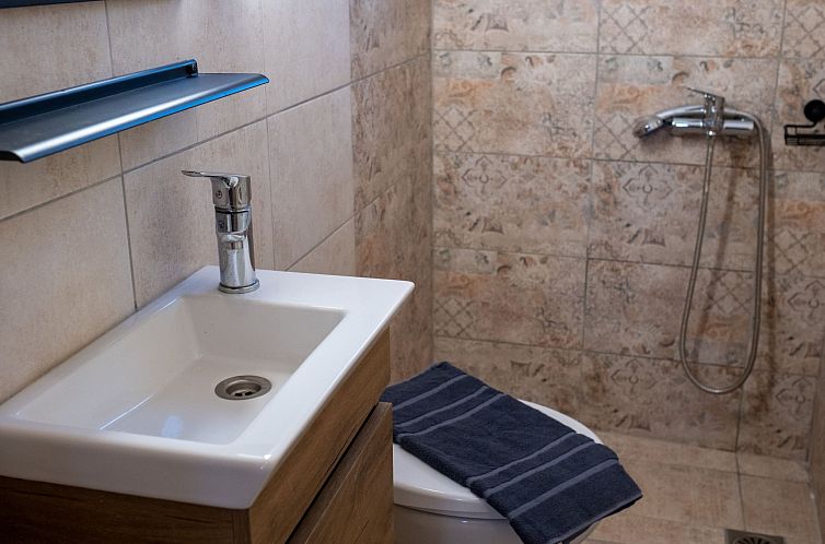 Vakantiehuis Haus in Agii Theodori mit privatem Pool und Pan