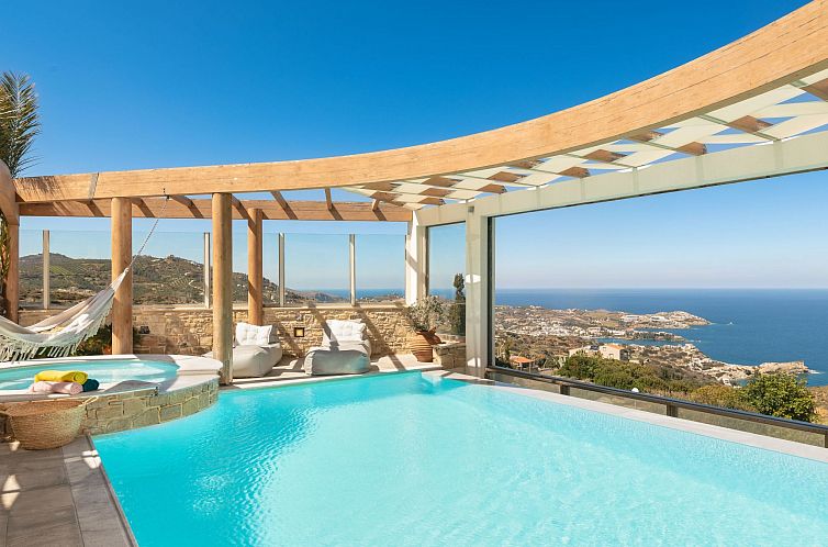 Vakantiehuis Luxuriöses Anwesen mit Meerblick und beheiztem