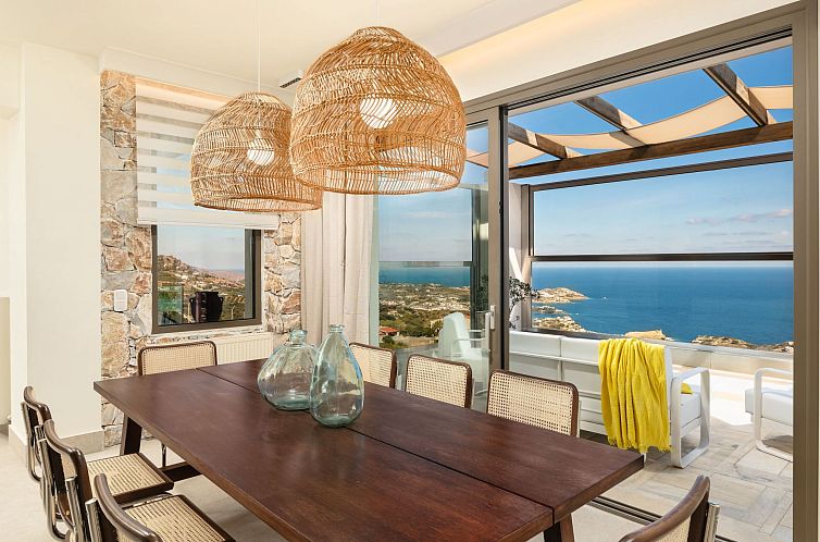 Vakantiehuis Luxuriöses Anwesen mit Meerblick und beheiztem