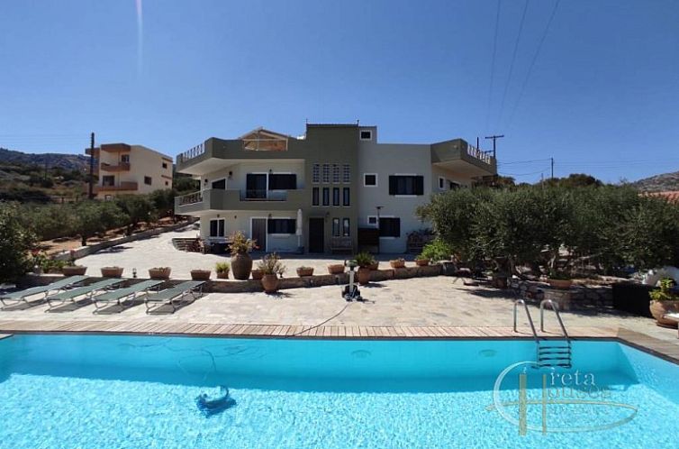 Vrijstaande woning in Agia Pelagia