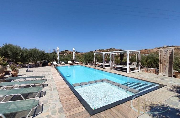 Vrijstaande woning in Agia Pelagia