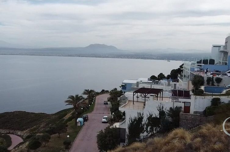 Vrijstaande woning in Agia Pelagia