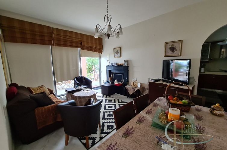 Vrijstaande woning in Agia Pelagia