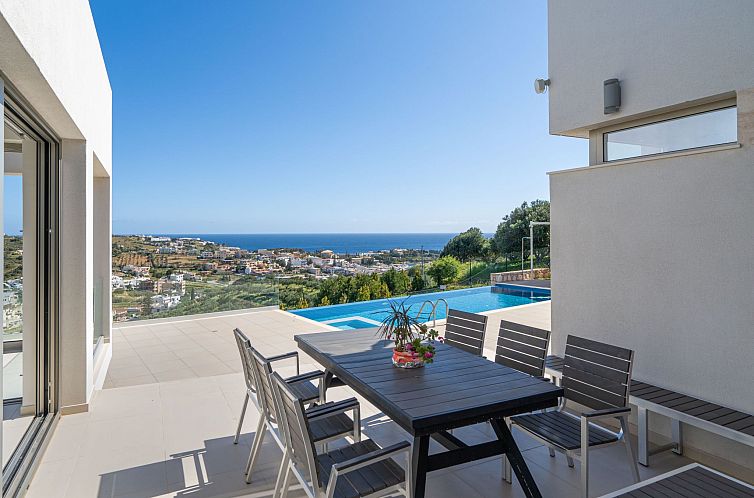 Vakantiehuis "Villa Kallia" mit Infinity-Pool