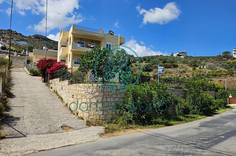 Geschakelde woning in Agia Pelagia