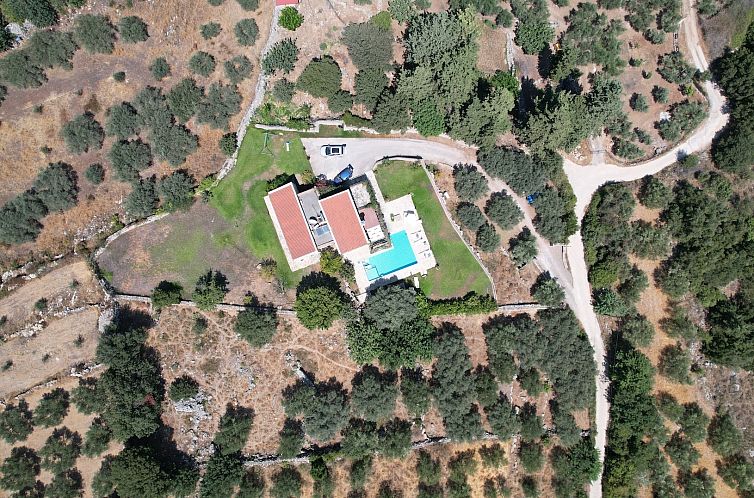 Vrijstaande woning in Maza