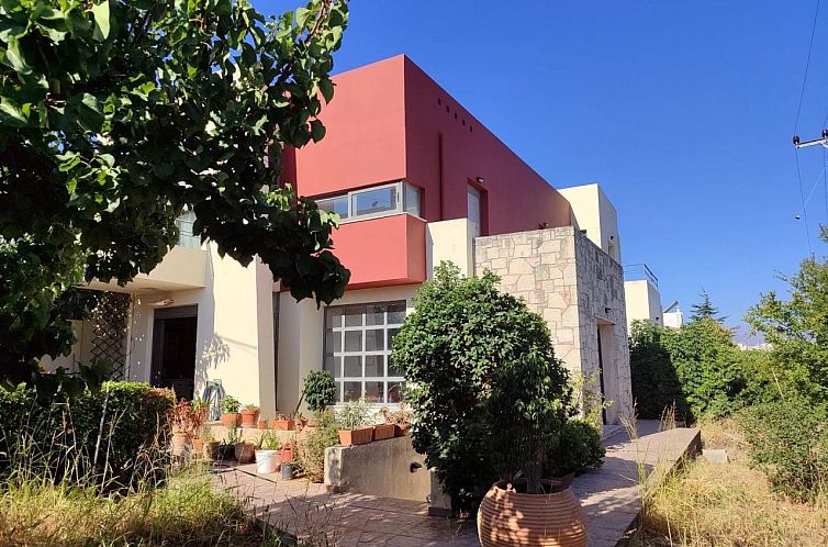 Geschakelde woning in Heraclion Cretes, Agia Triada