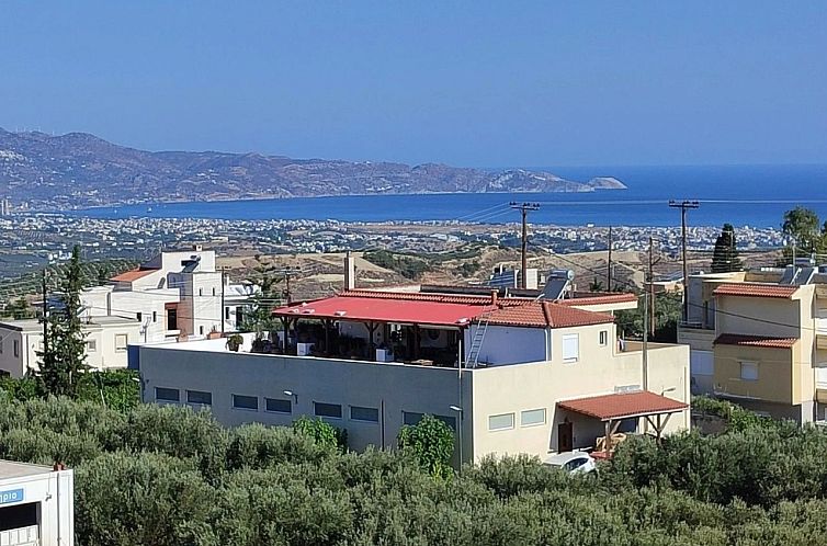 Geschakelde woning in Heraclion Cretes, Agia Triada