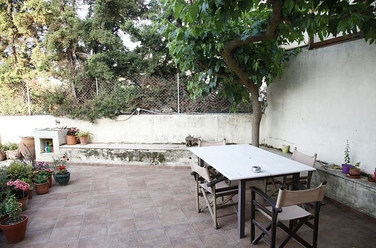 Geschakelde woning in Heraclion Cretes, Agia Triada