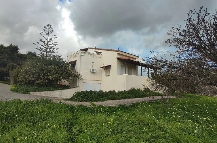 Vrijstaande woning in Heraclion Cretes, Agia Triada