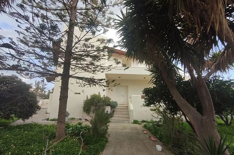 Vrijstaande woning in Heraclion Cretes, Agia Triada