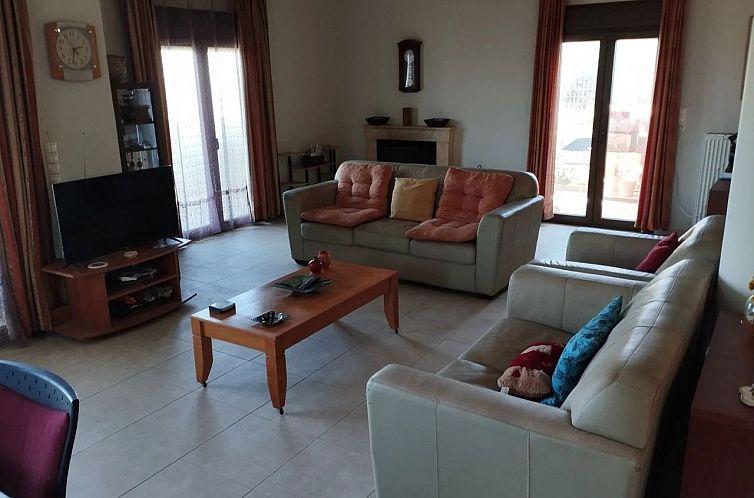 Vrijstaande woning in Heraclion Cretes, Agia Triada