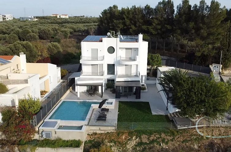 Vrijstaande woning in Heraklion