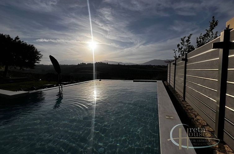 Vrijstaande woning in Heraklion