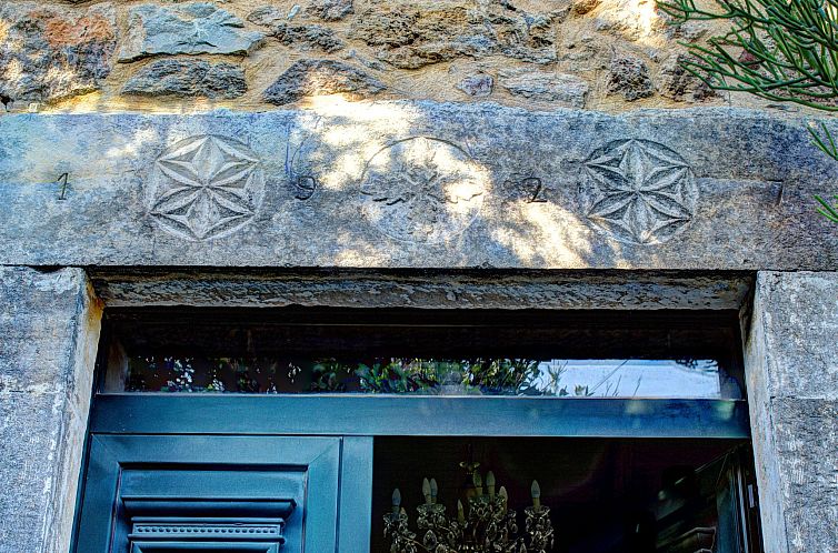 Vakantiehuis Villa Elborgini in den Außenbezirken von Herak