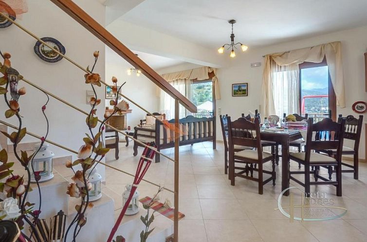 Vrijstaande woning in Triopetra