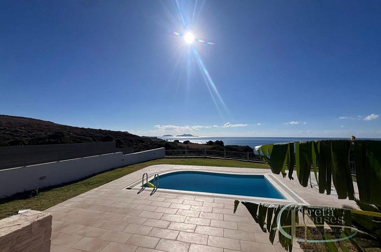 Vrijstaande woning in Triopetra