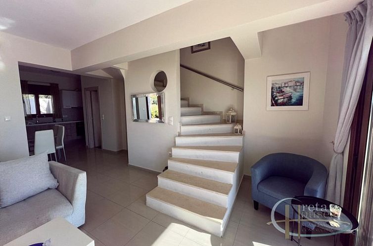 Vrijstaande woning in Triopetra