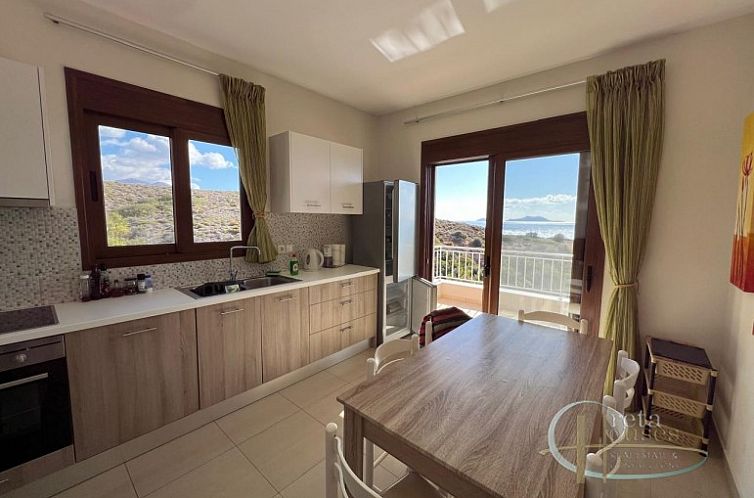 Vrijstaande woning in Triopetra