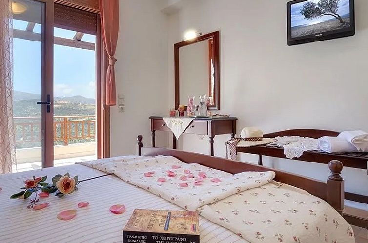 Vrijstaande woning in Triopetra