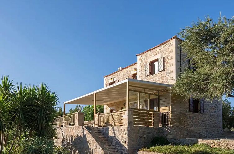 Villa Fem
